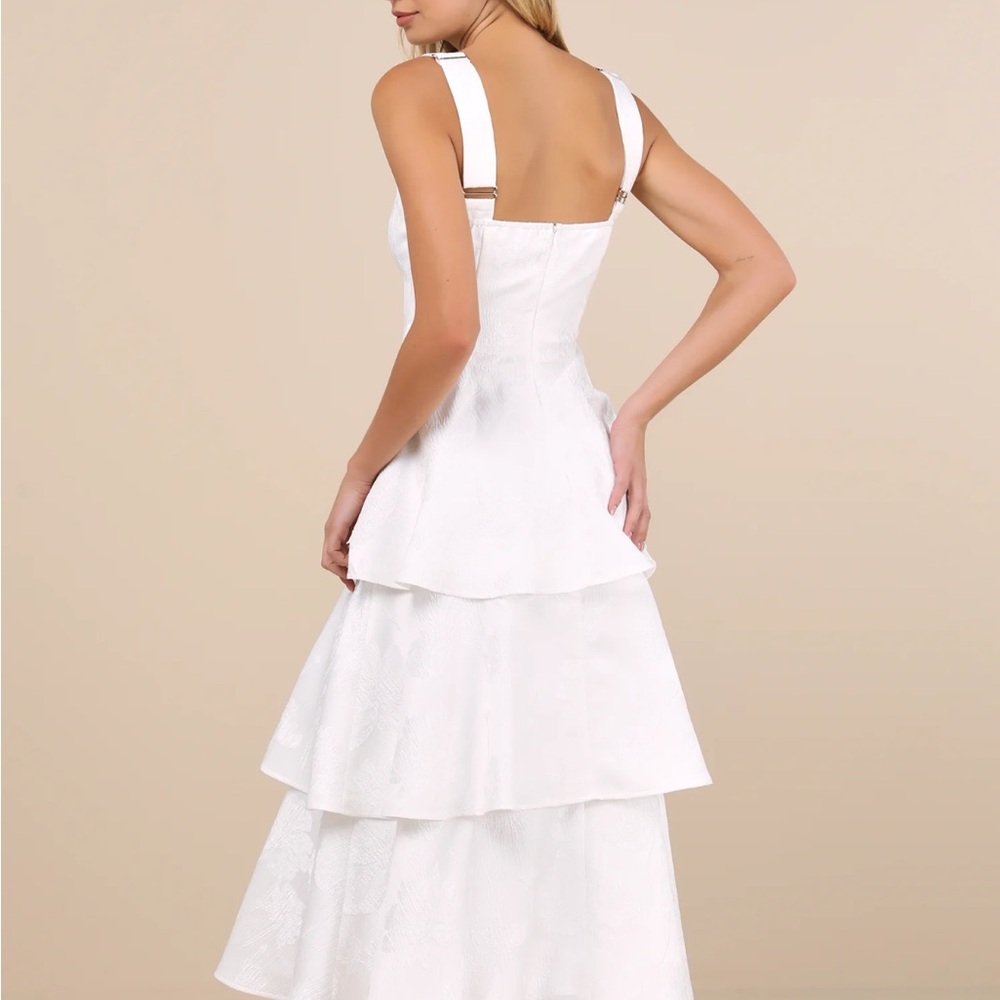 Lulu's Elinore White Jacquard Tiered Midi Dress - Picture 2 of 4